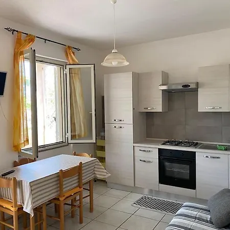 Due Speculari Con Veranda E Giardino *
